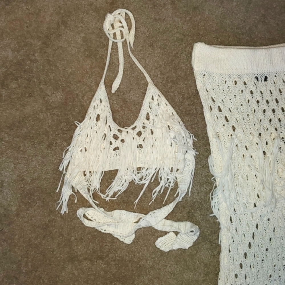 BRAND NEW NASTY GAL Crochet Tassel Tie Back Bralette and Maxi Skirt Set CREAM - Picture 3 of 13